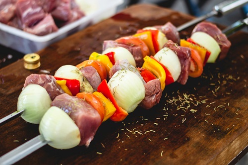 brochettes au barbecue